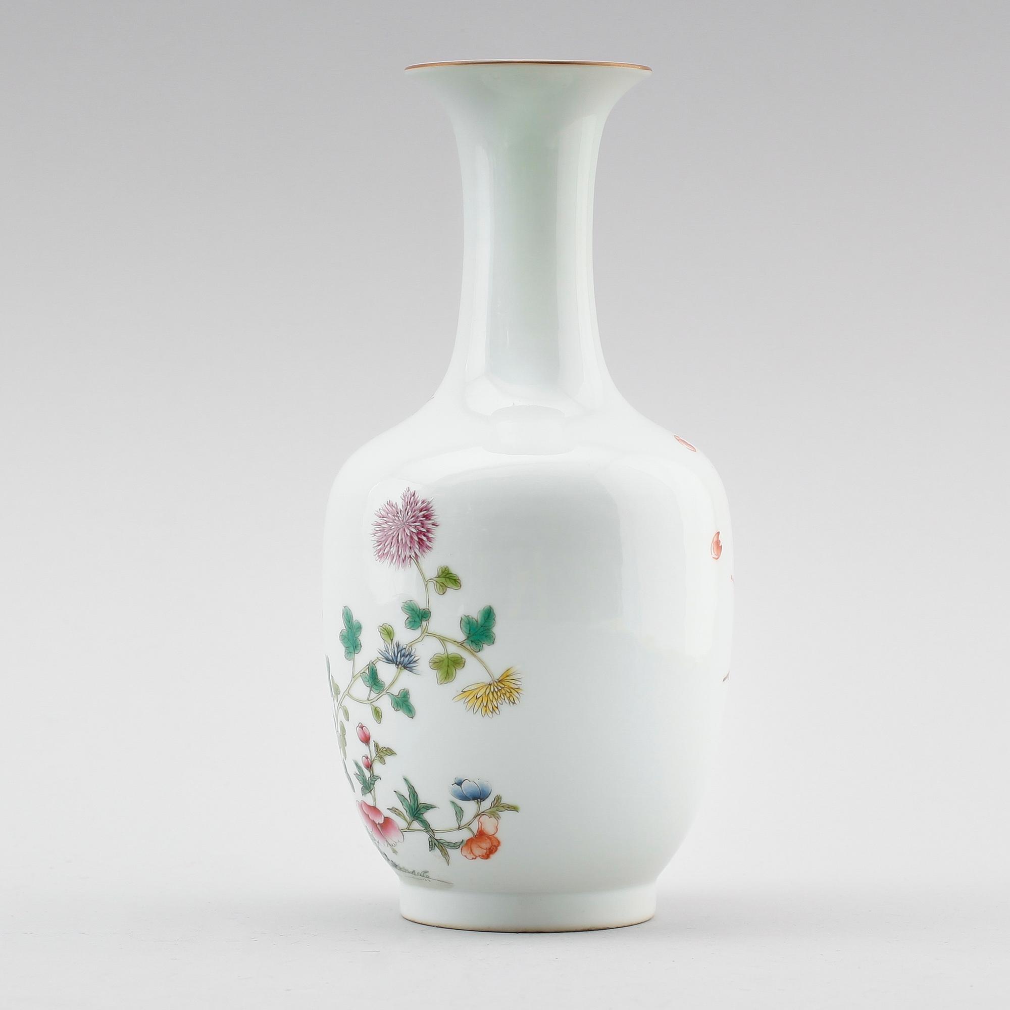 VAS, porslin, Kina, 1900-tal.