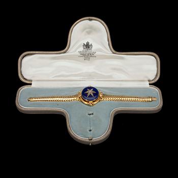435. RANNEKORU, vanha- ja ruusuhiontaisia timantteja n. 0.40 ct, emalia. Englanti 1800-luvun loppu. Paino 40 g.