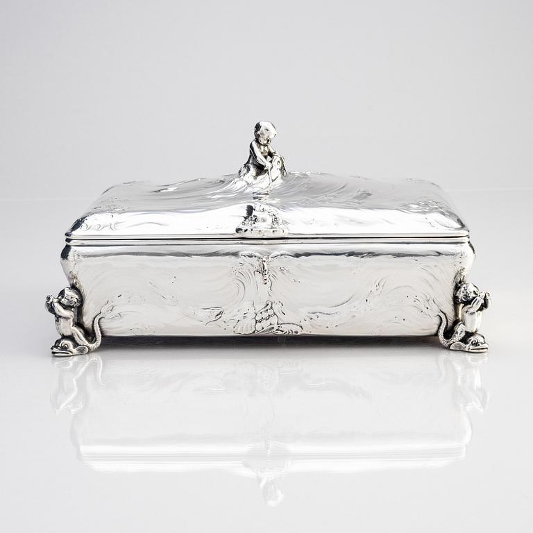 Skrin, silver, design Auguste Moreau, W.A. Bolin, Moskva 1912-1917.