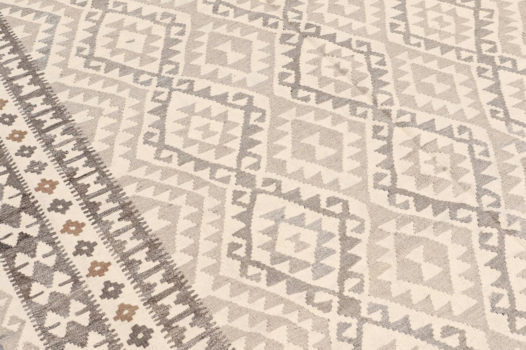MATTA, Kelim, ca 274 x 197 cm.