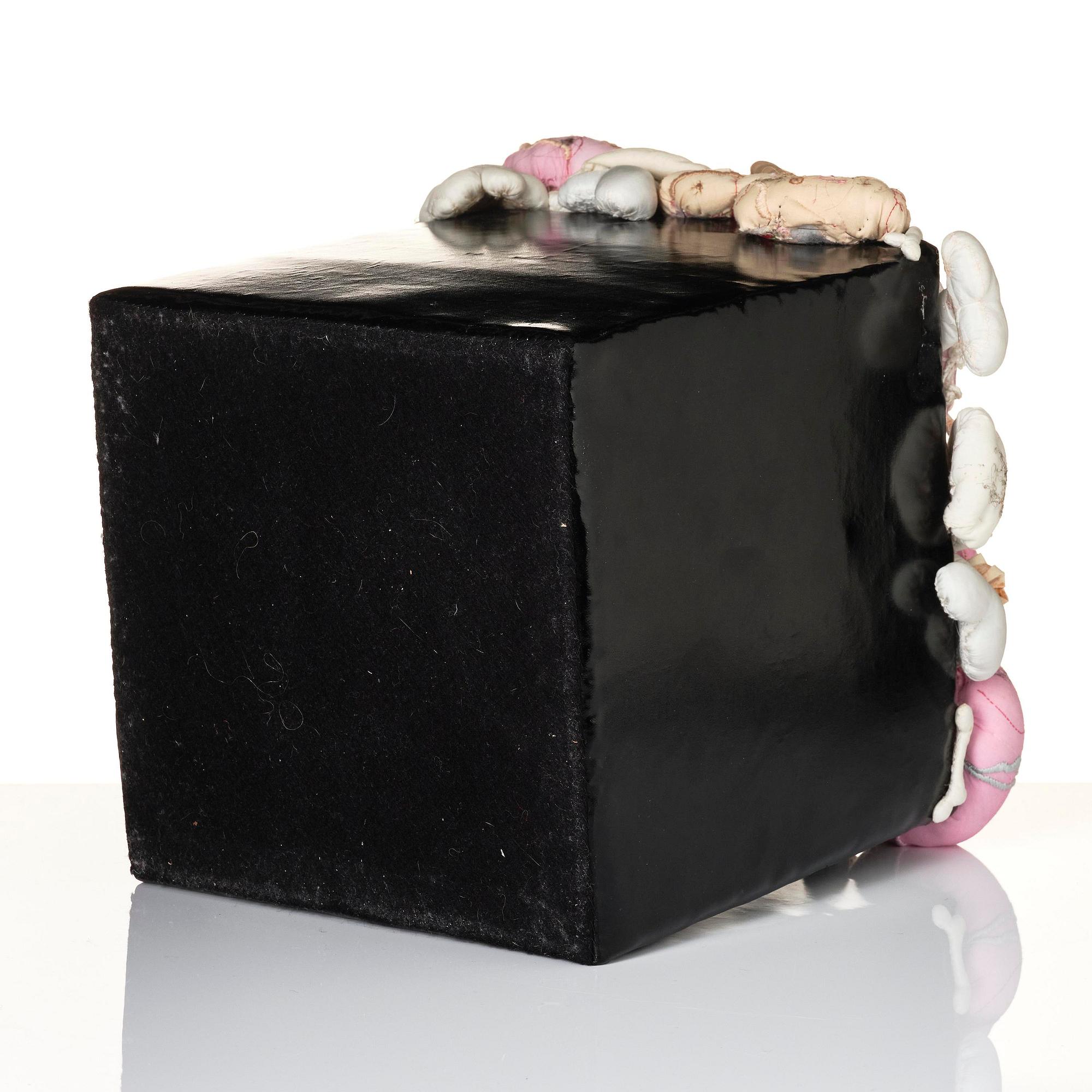 Märit Runsten, "Meat Monument".