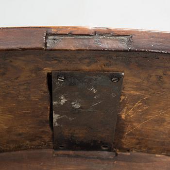 LIPASTO, myöhäisbarokki 1730-40-luku, signerattu Johan Fürloh, Tukholma.