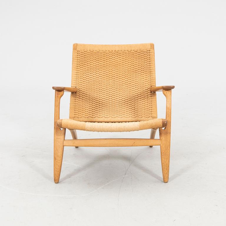 Hans J Wegner, armchair "CH-25", Carl Hansen & Son, Odense Denmark.