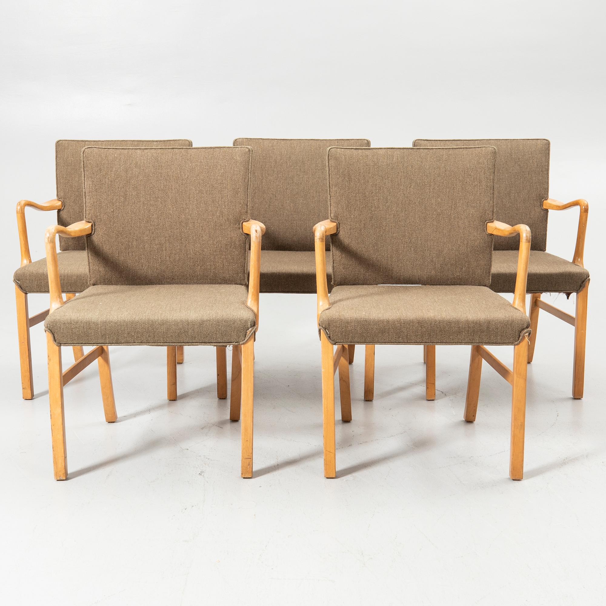 Ole Wanscher, Armchairs, 5, model “1752”, Fritz Hansen, 1940s.