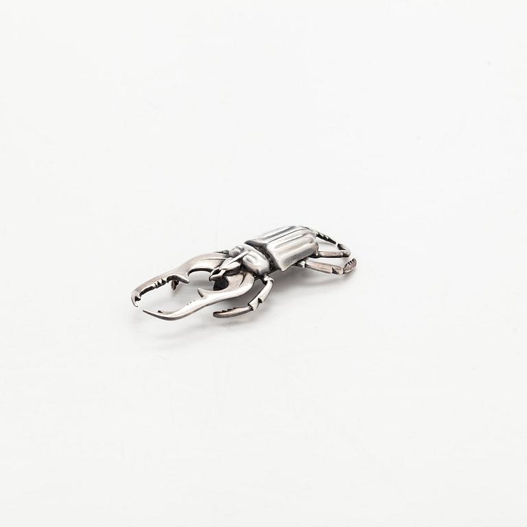 Brosch, skalbagge, silver, A. Tillander, Helsingfors 1953.