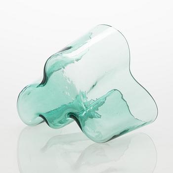 Alvar Aalto, A '9750' vase Karhula Glassworks in production 1937-1949.