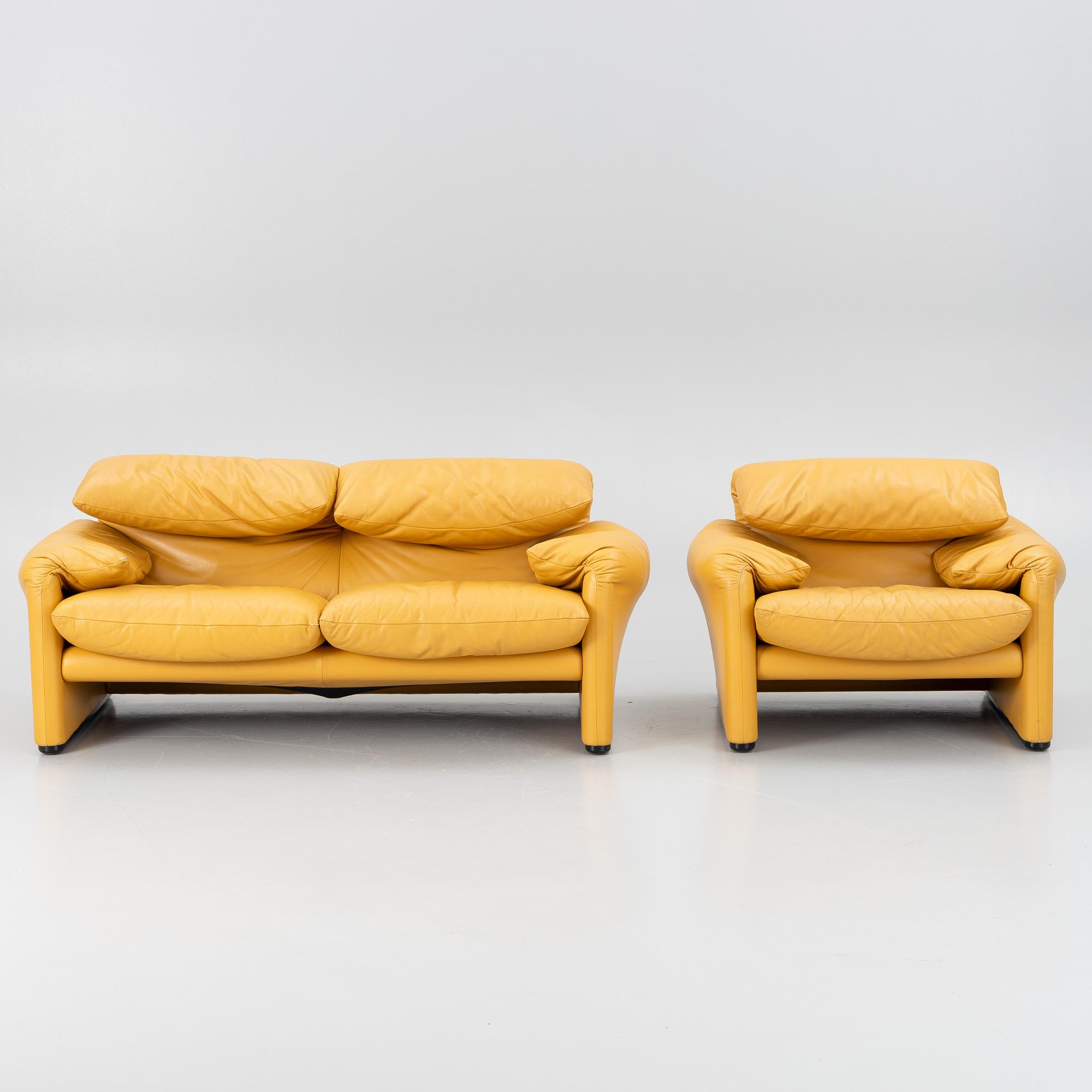 Vico Magistretti, soffa och fåtölj, "Maralunga", Cassina, Italien.