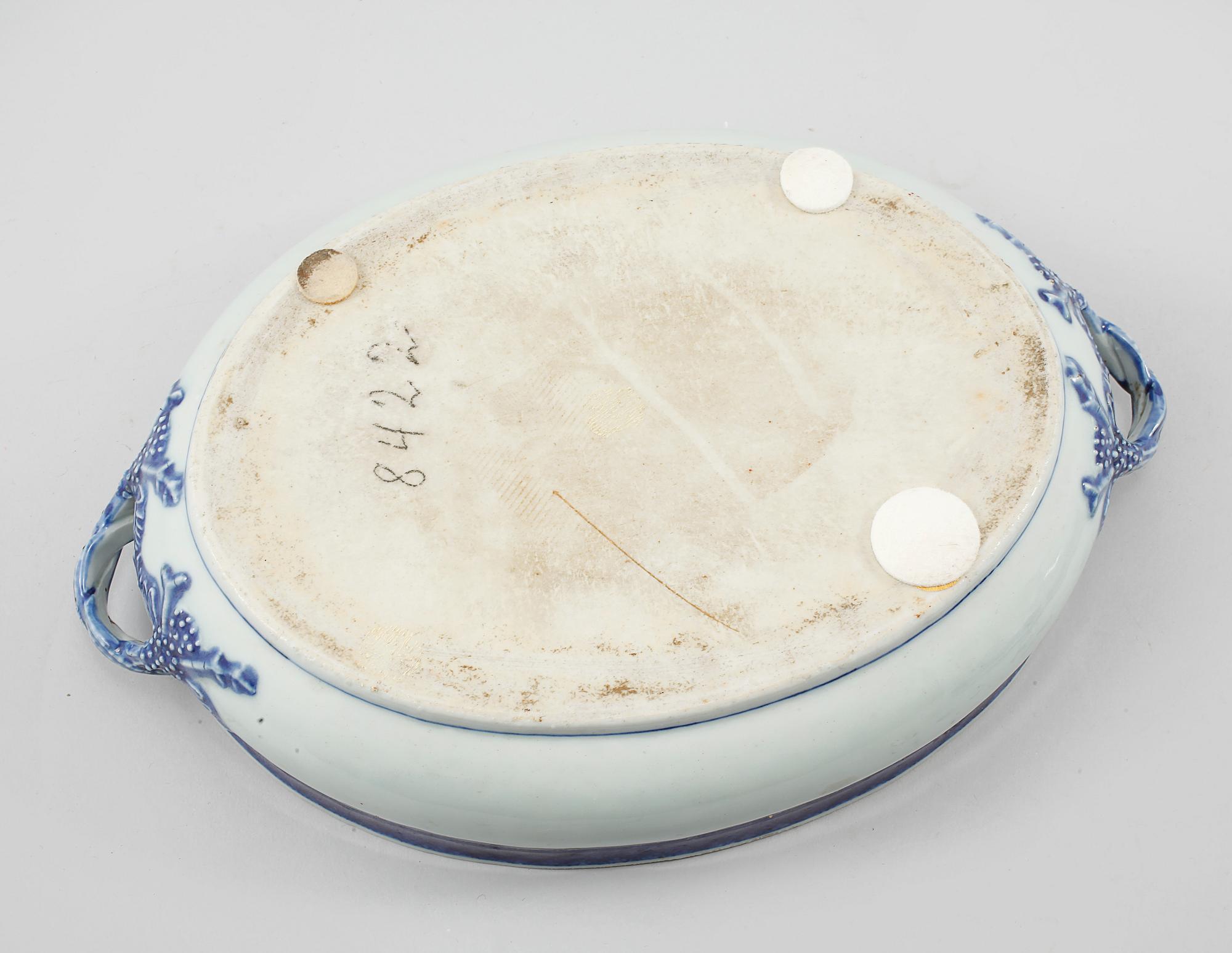 TERRIN, porslin, Kina, 1800-tal.