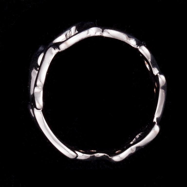 RING, 14K vitguld, diamanter, finska kontrollstämplar. Vikt ca 4,9 g.