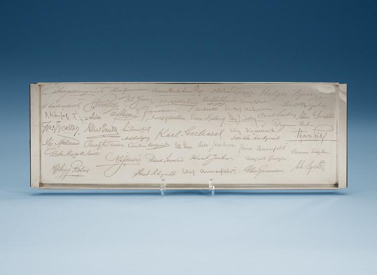 A Wiwen Nilsson silver tray, Lund 1933.