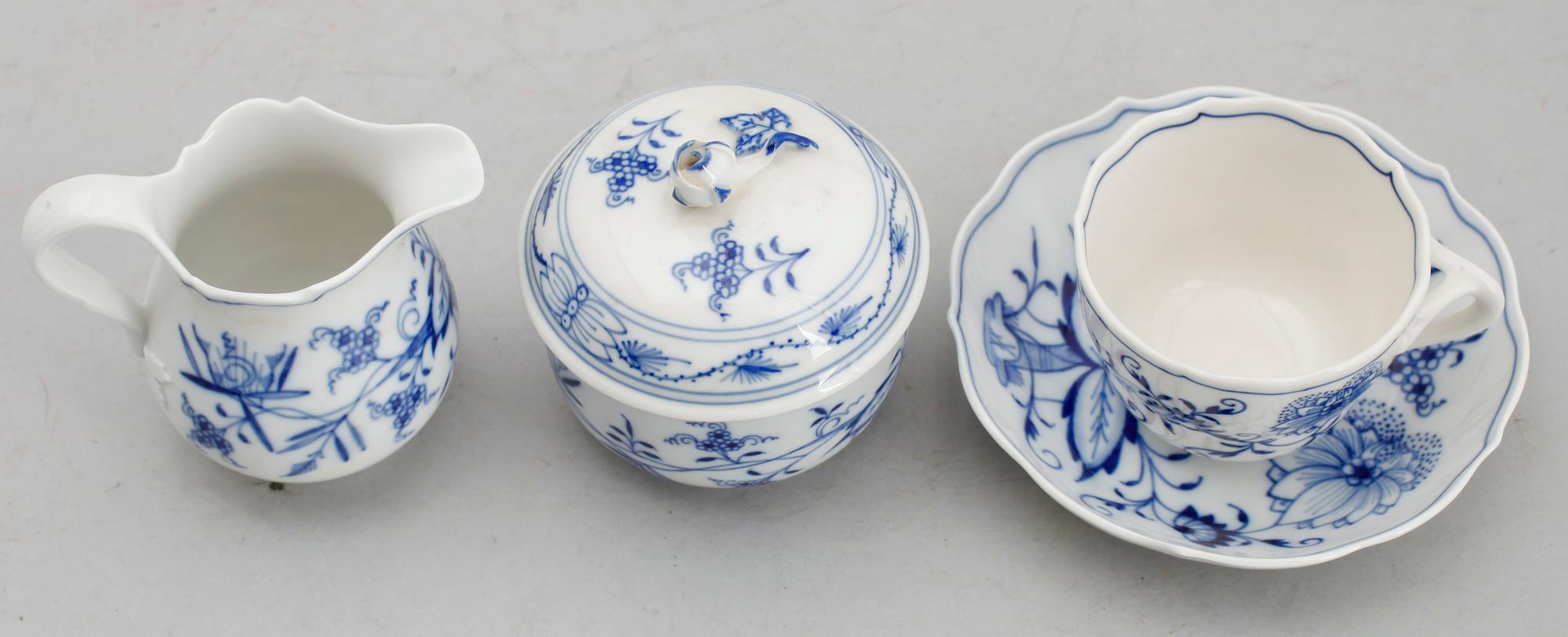 SERVISPORSLIN, 8 del, porslin, lökmönstret, Meissen.