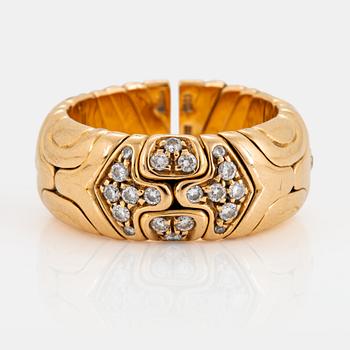 Bulgari "Alveare" ring 18K guld med runda briljantslipade diamanter.