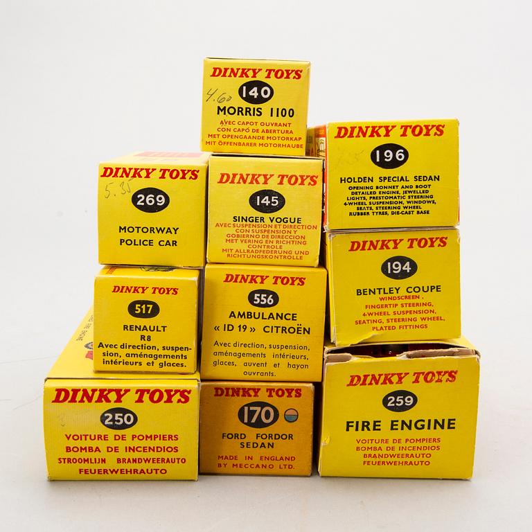 BILAR 10 st Dinky Toys 1950/60-tal.