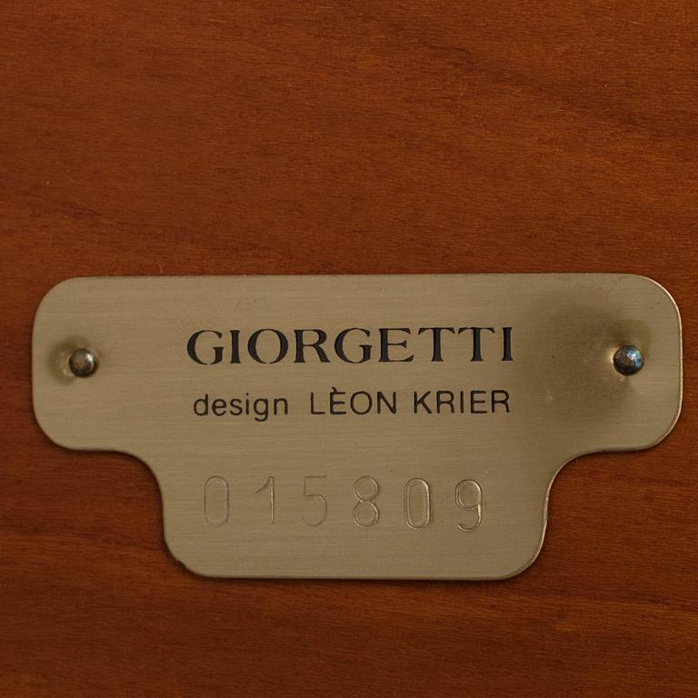 SOFFBORD, "Tetra" Léon Krier för Giorgetti, modellen formgiven 1993.