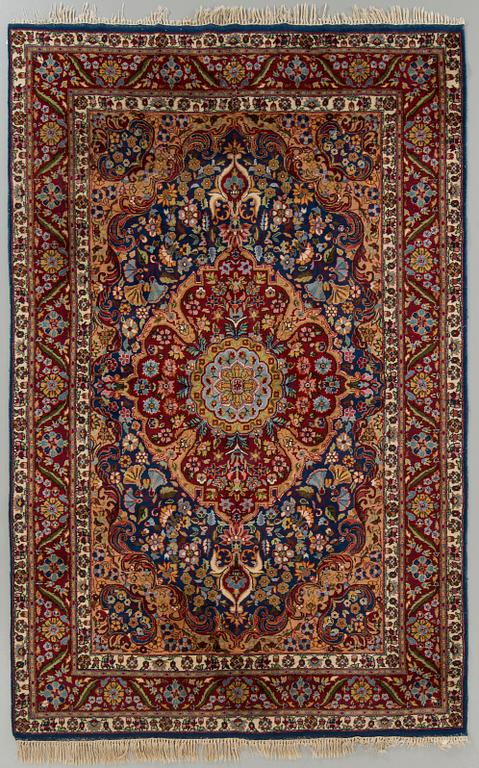 a carpet, Täbriz semi antique, circa 282x181 cm.