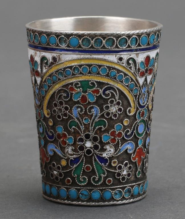 BÄGARE, silver, 84 silver, Ryssland. Omkr år 1900. Vikt ca 32 gram.