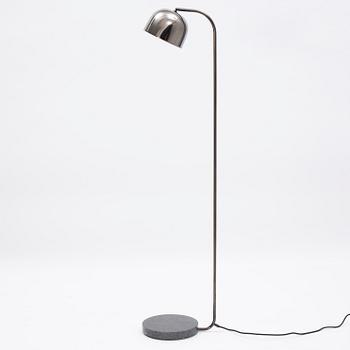 Golvlampa, "Grant", Normann Copenhagen, Danmark.