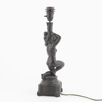 Ragnar Gellerstedt, bordslampa, Herman Bergmans Konstgjuteri, Stockholm 1920/30-tal.