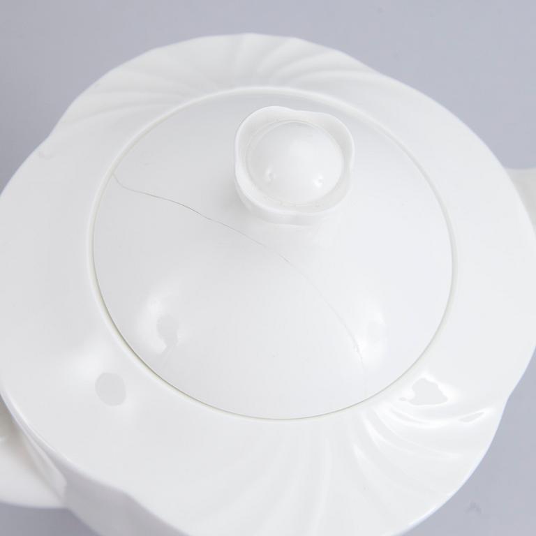 ASTIASTON OSIA, 22 kpl, posliinia, "Arco Weiss", Villeroy & Boch, 1900-luvun loppu.