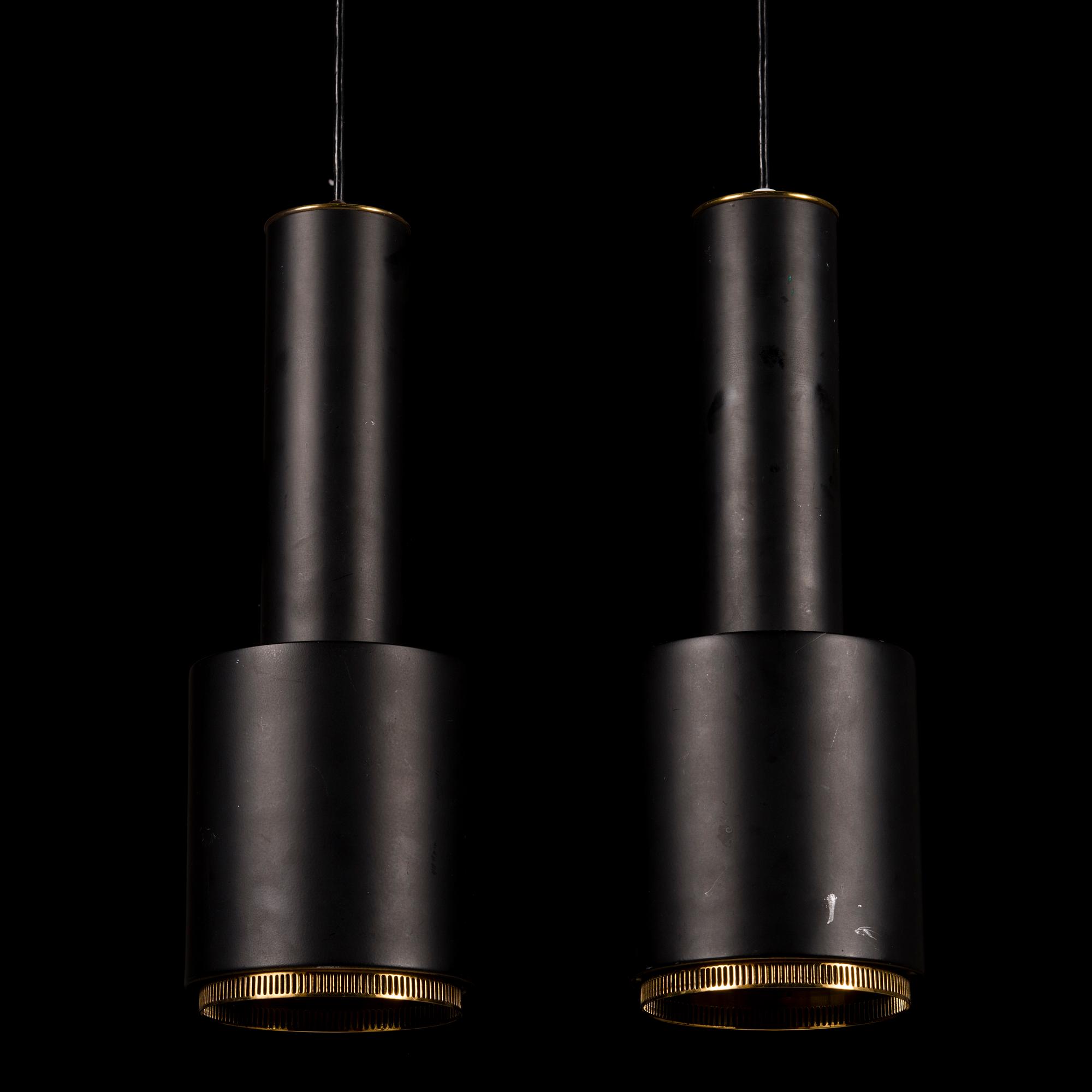 Alvar Aalto, A pair of 'A 110' pendant lights for Valaistustyö.