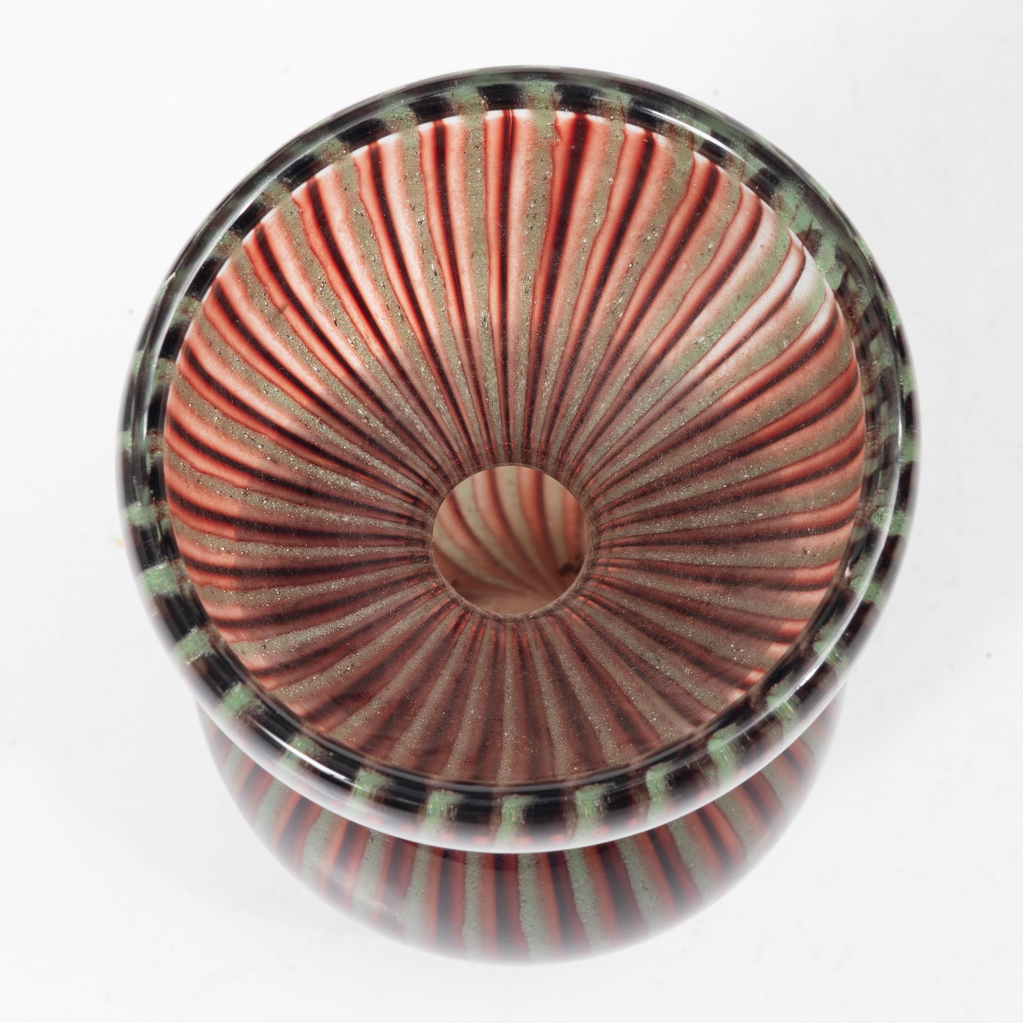 Vicke Lindstrand, a vase, Kosta.