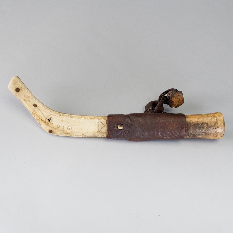 A sami knife dated 1910.