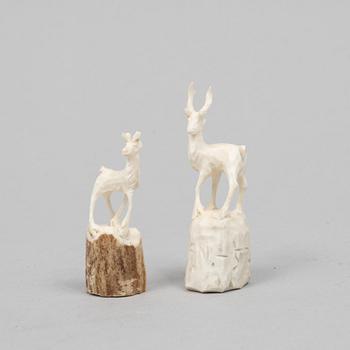 Erik Norberg, antler figurines figurines, signed with monogram and dated -57, -58 and -60.