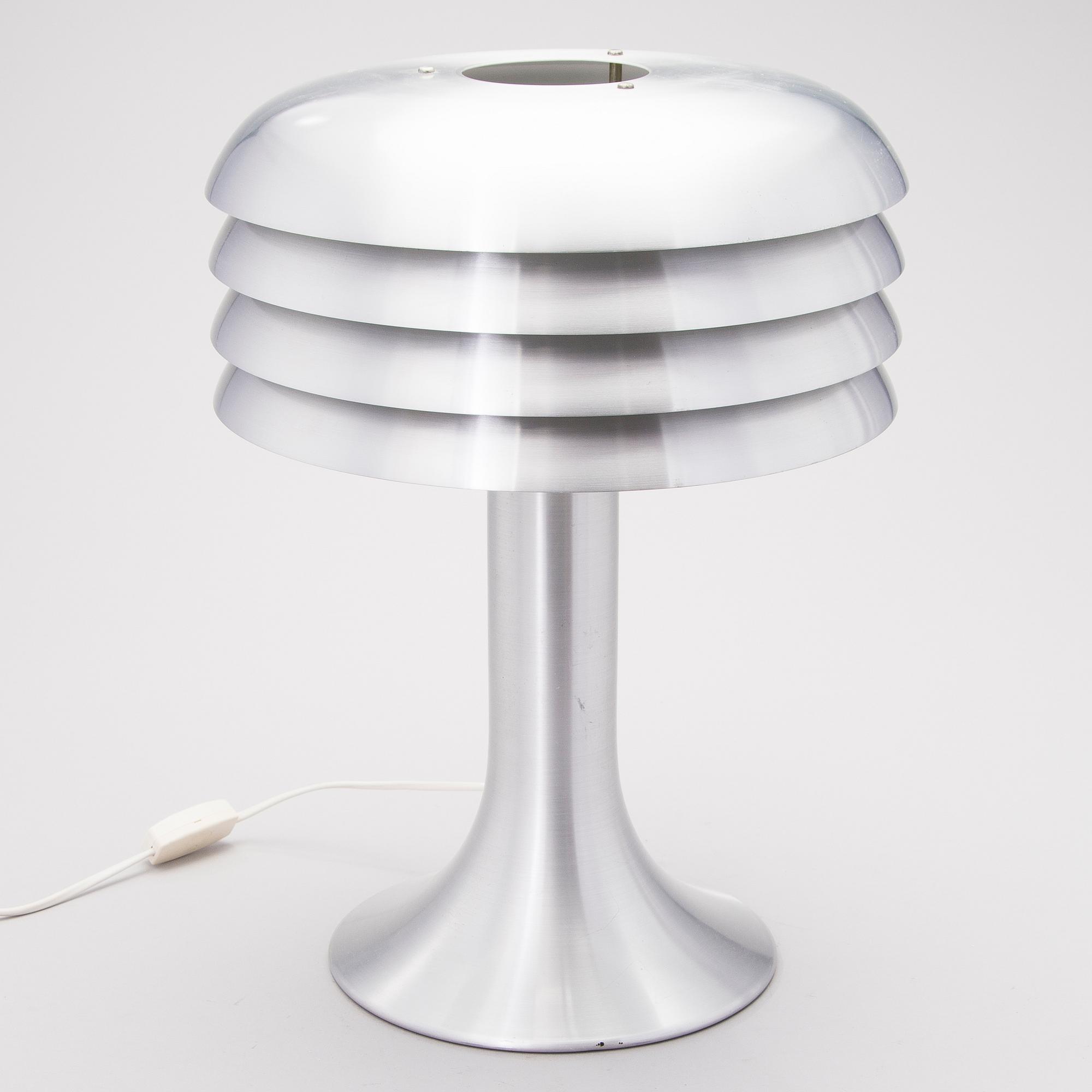 HANS-AGNE JAKOBSSON, PÖYTÄVALAISIN, "BN-26", AB Hans-Agne Jakobsson, Markaryd, 1900-luvun loppupuoli.