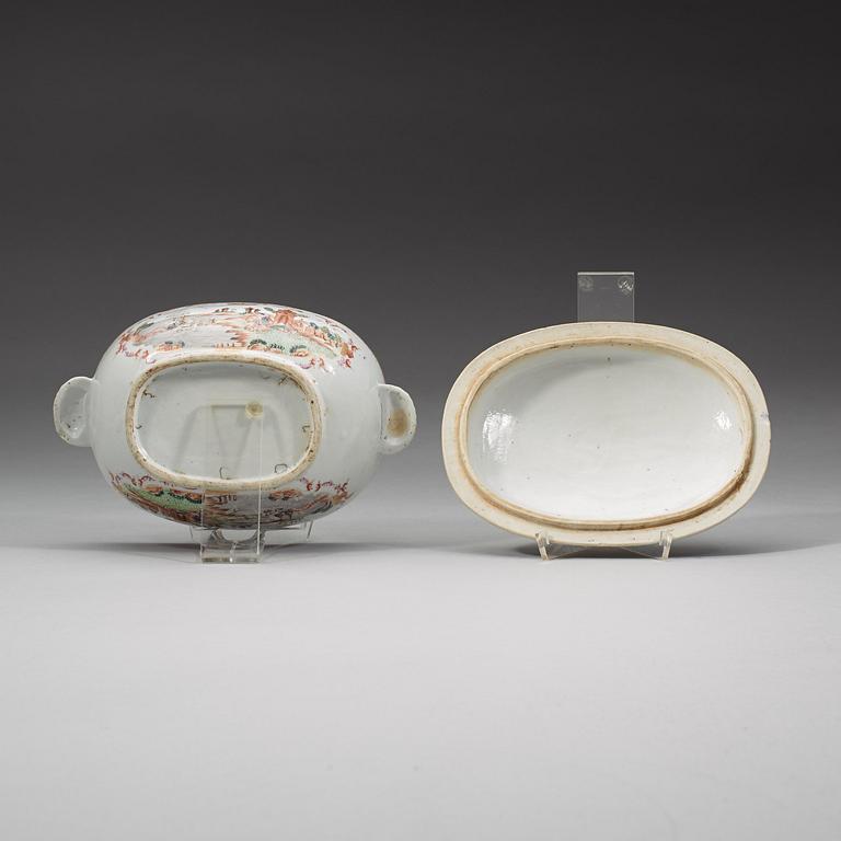 TERRIN med LOCK och FAT, kompaniporslin. Qingdynastin, Qianlong (1736-95).