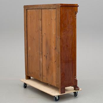 BOKHYLLA, Karl-Johan-stil, omkring sekelskiftet 1900.