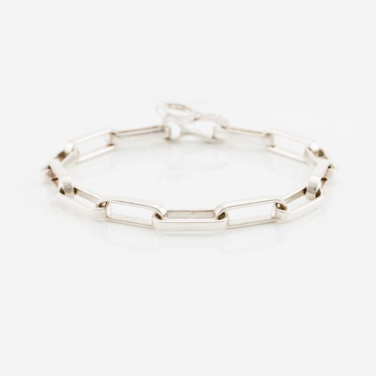 Karl-Ingemar Johansson, a silver necklace and bracelet, Gothenburg 1965.