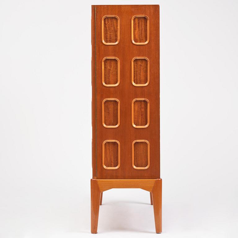 Carl Cederholm, a Swedish Modern cabinet, Stil & Form, Stockholm, 1940s-50s.