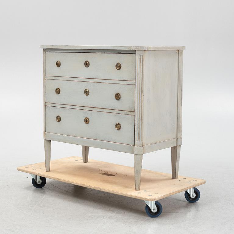 A Gustavian style chest of drawers, early 20th Century.