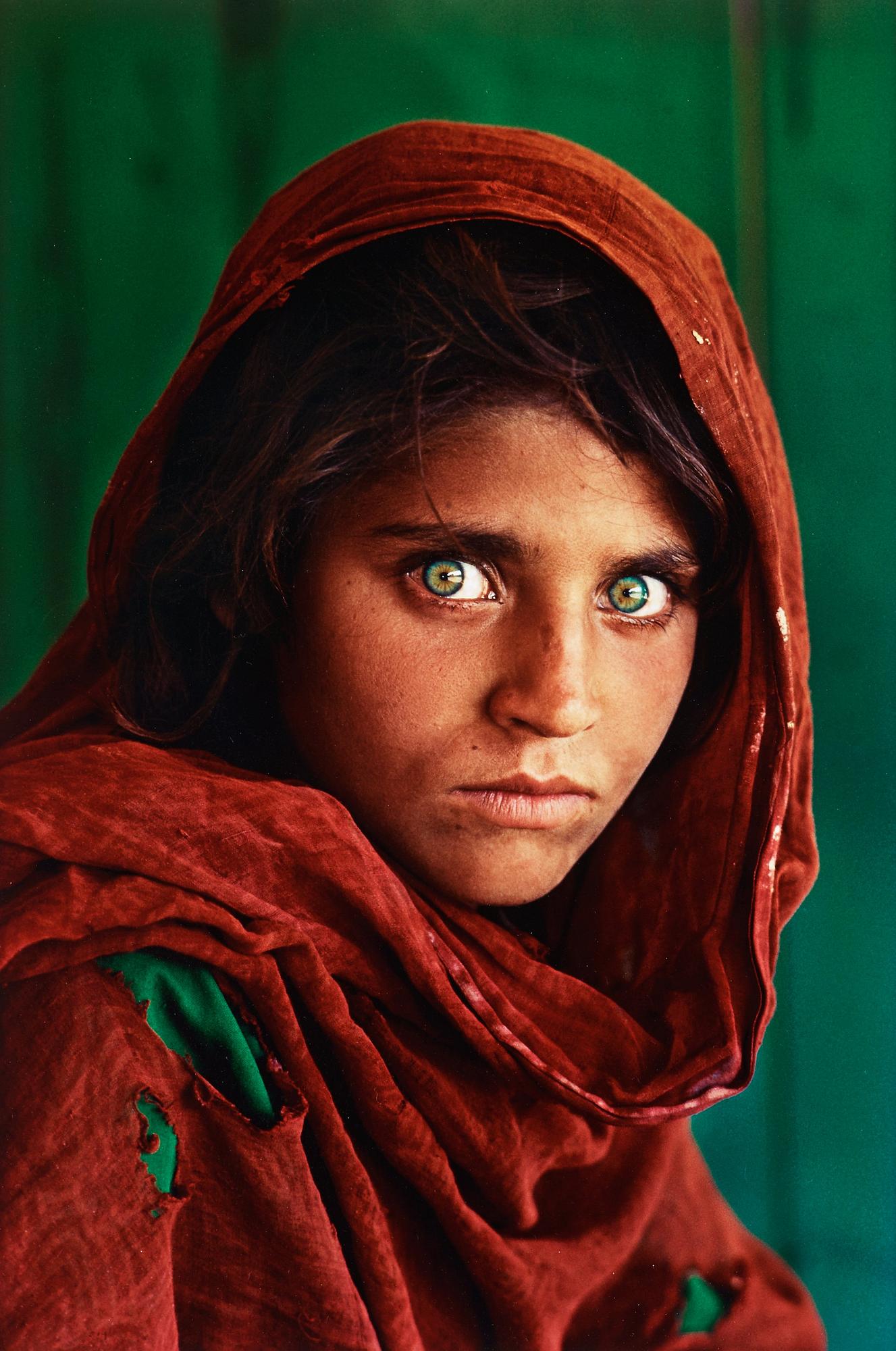 Steve McCurry, "Afghan Girl, Pakistan", 1984.