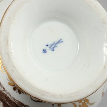 KANNA, porslin, Meissen, 1800-talets senare del.