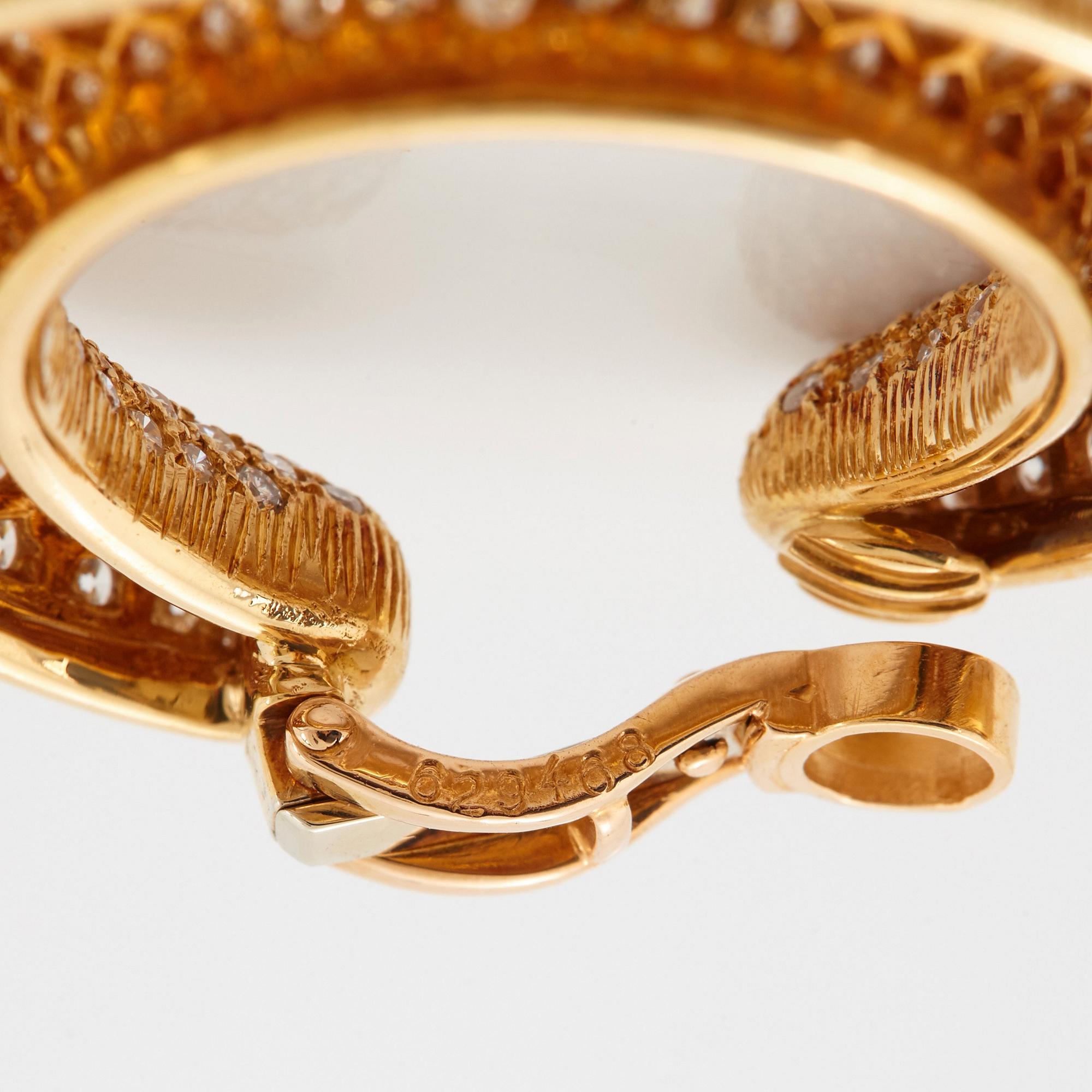 Cartier ett par örhängen.