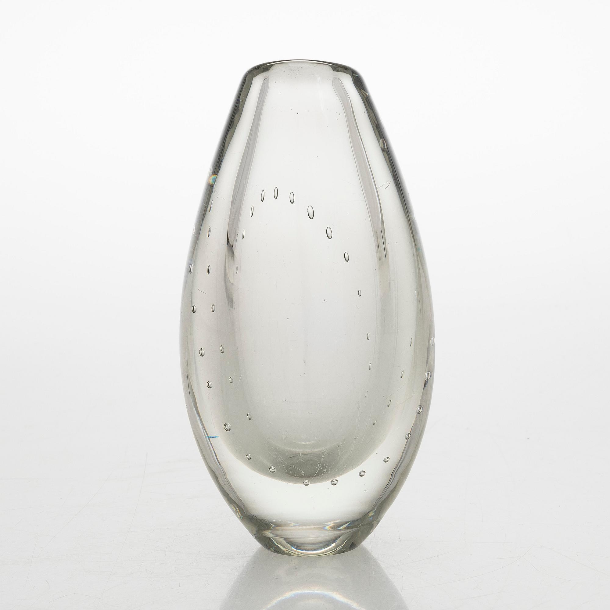 Gunnel Nyman, maljakko, malli "GN 37", epäselvä signeeraus.