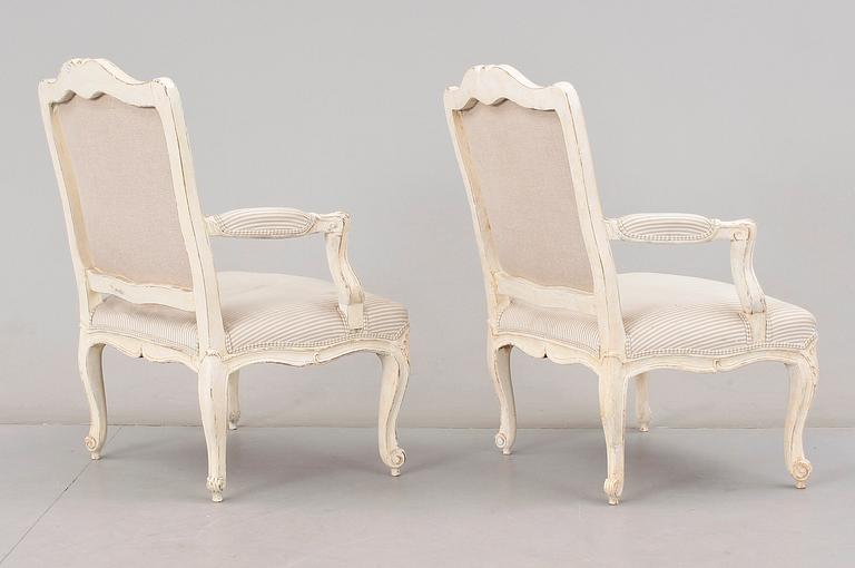 KARMSTOLAR, ett par, Louis XV, 1700-tal.