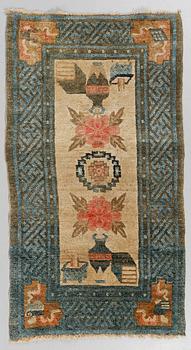 MATTA, möjligen Khotan, Kina, semiantik, ca 120 x 66 cm.
