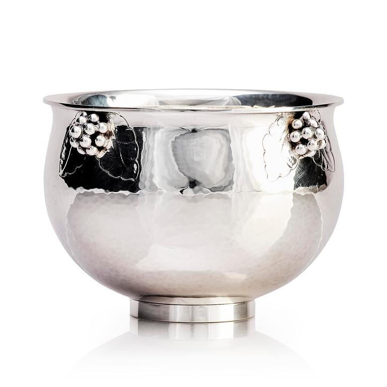 Georg Jensen, a sterling silver bowl, model 782, post 1945.