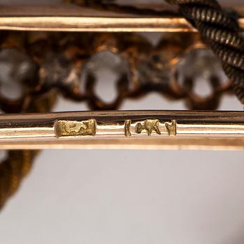 Rintakoru, antiikkihiottuja timantteja, 14K kultaa, Pietari, 1800-luvun loppu.