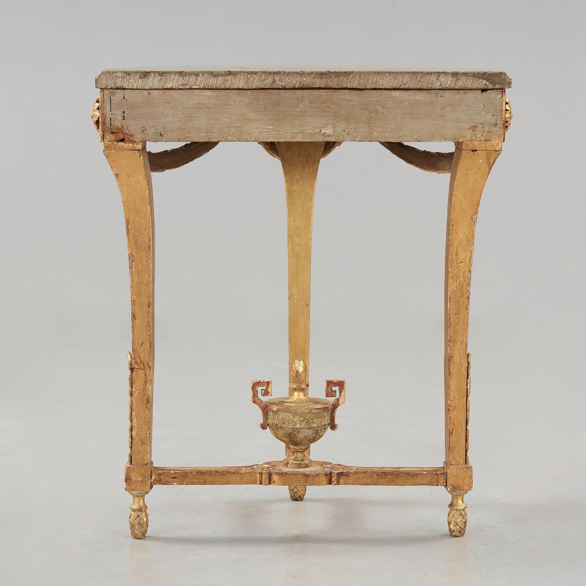KONSOLBORD. Gustavianskt stockholmsarbete, 1700-talets slut.