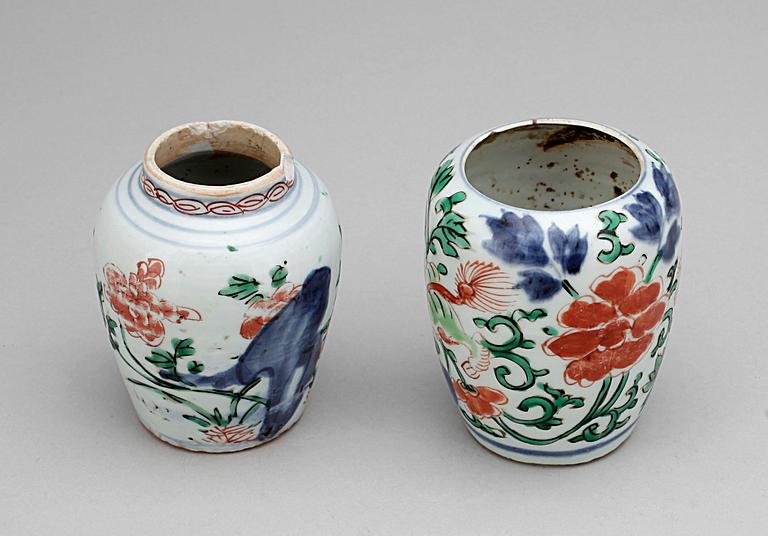 KRUKOR, 2 st, porslin, Kangxi, Kina 1600/1700-tal.