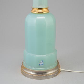 A CENEDESE MURANO TABLE LAMP, ITALY. MIDDLE OF 20TH CENTURY.