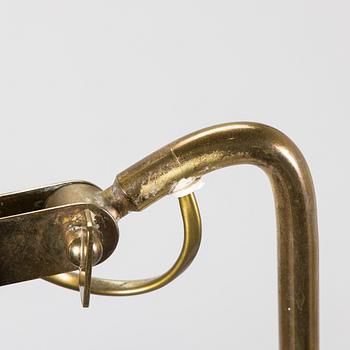 Paavo Tynell, golvlampa, modell 9628 för Idman 1900-talets mitt.