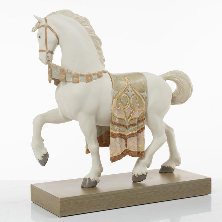 Alfredo Llorens, figurine, "Regal steed", Lladró, Spain.