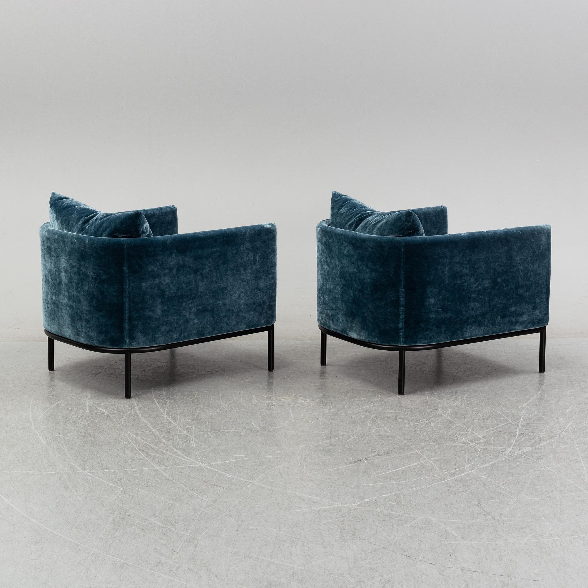 A pair of easy chaors, designed by Torill Slettvoll, "Piet" from SlettvolL 2010'S.