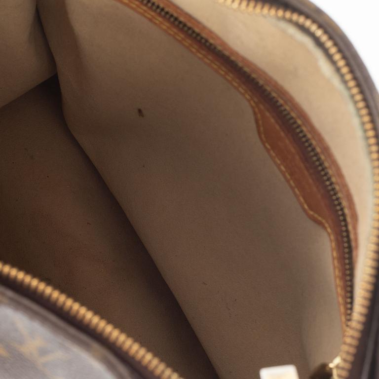 Louis Vuitton, bag, "Looping GM", 2001.