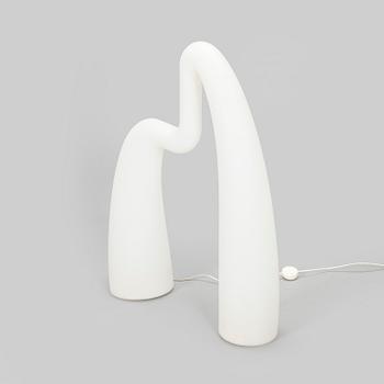 Eero Aarnio, lattiavalaisin "Flamingo", Melaja Oy.