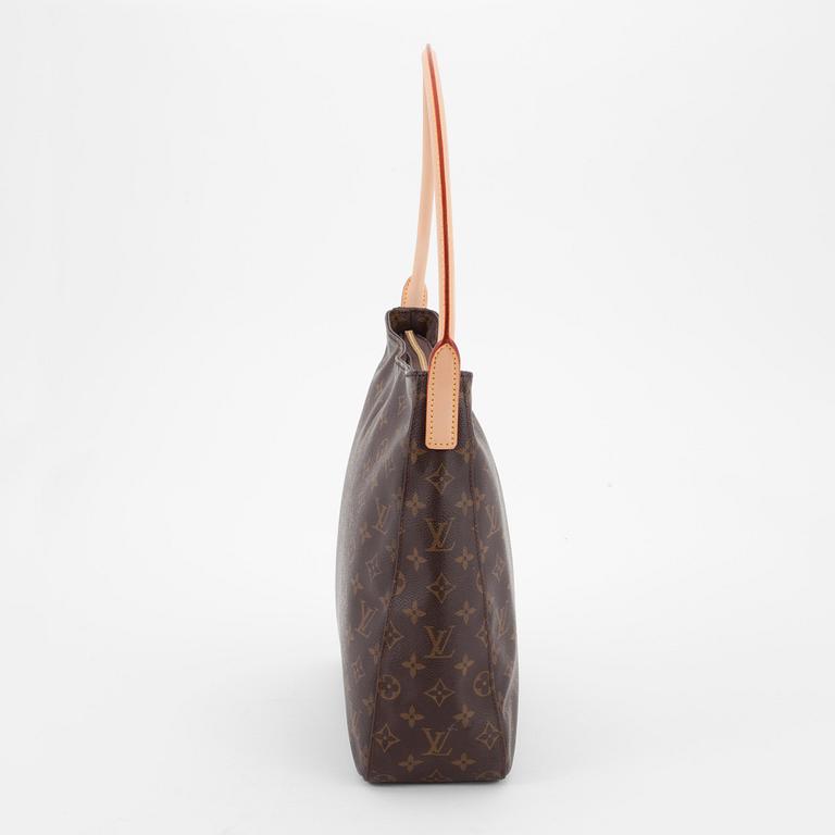 LOUIS VUITTON, a monogram canvas shoulder bag, "Looping".
